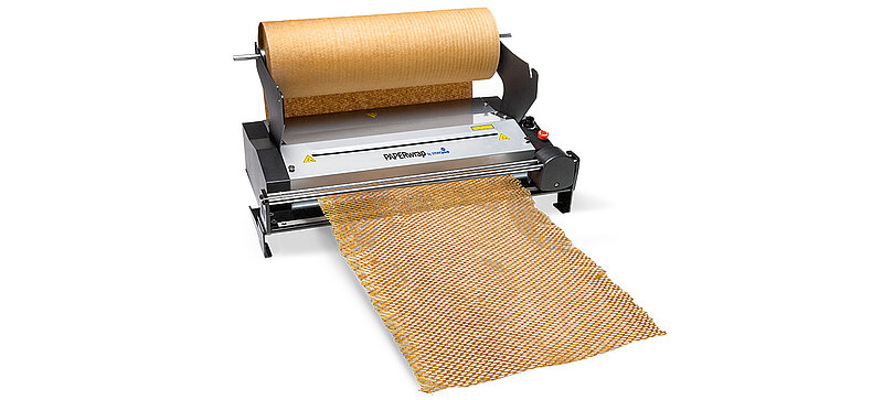 Eine Papiermaschine zum Einwickeln und Polstern von kleinen und zerbrechlichen Produkten.